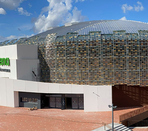 Fachada cerámica de Tejas Borja en el Palacio de los deportes Olivo Arena