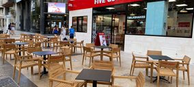 Five Guys sigue creciendo en Alicante y Sevilla