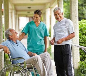 Presentado un informe sobre un nuevo modelo residencial para personas dependientes