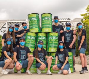 El 40% de españoles recicla sus latas de bebidas fuera de casa