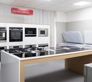 Un asociado de Cenor remodela su tienda bajo el Plan Avanza