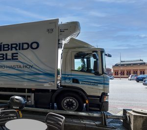 Acotral probará el primer camión híbrido enchufable en España