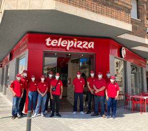 Telepizza inaugura su primer local en Almoradí