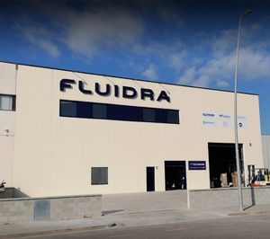 Fluidra abre dos nuevas tiendas para profesionales