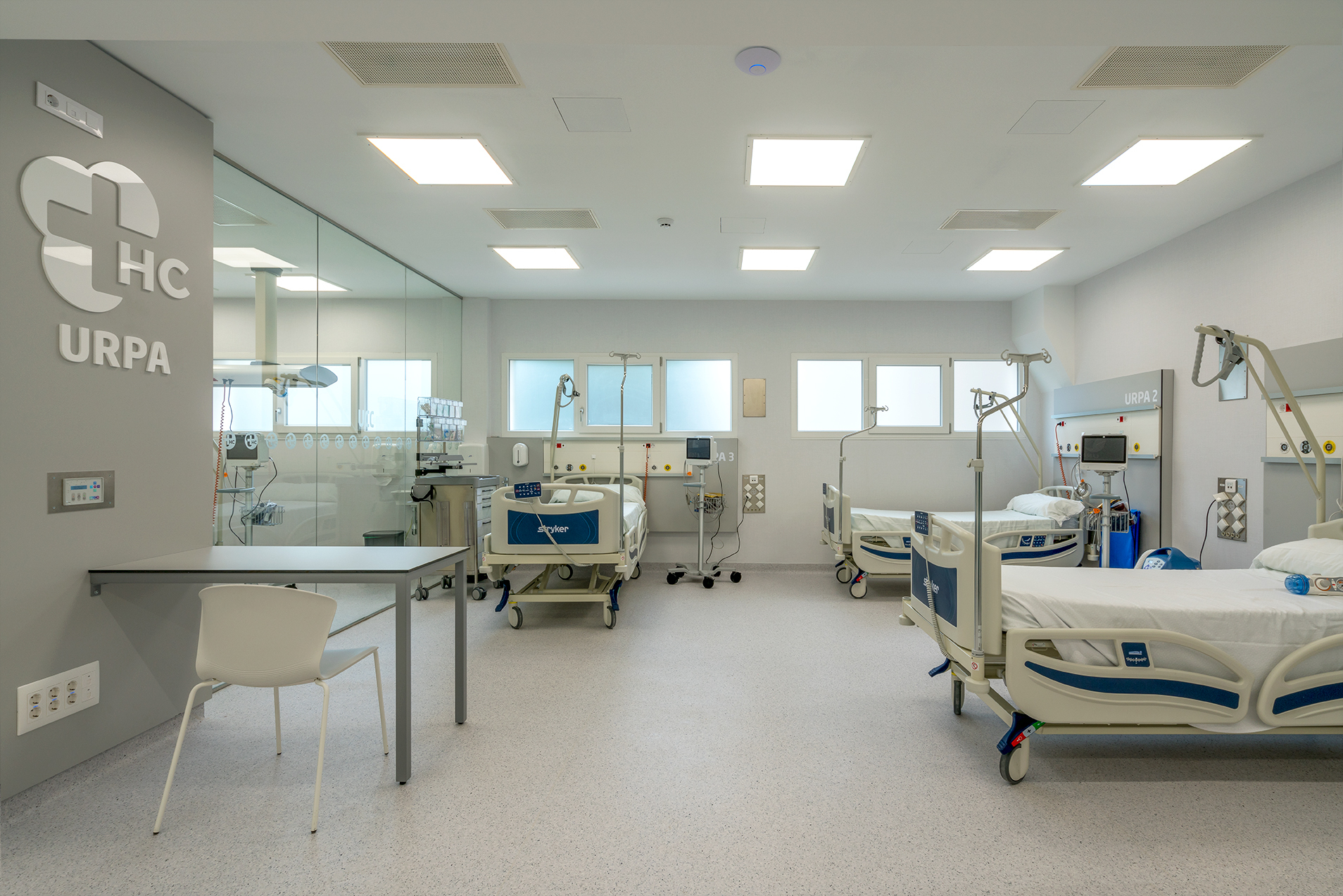 El Hospital Covadonga de Gijón concluye la reforma de su bloque quirúrgico, que ha supuesto una inversión de 1M