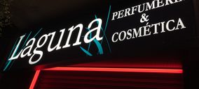 ‘Perfumerías Laguna’ toma el relevo a la recién clausurada tienda de ‘Perfumerías Alberto’