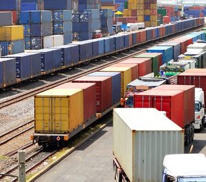Las transitarias confían en el tren para agilizar el movimiento de mercancías con China