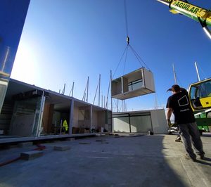 Nevo estrena una nueva fábrica de construcciones modulares industrializadas