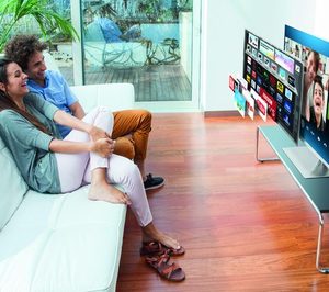 Más de la mitad de los hogares con Internet consumen contenidos audiovisuales en plataformas online de pago