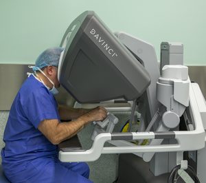 Quirónsalud instala un robot Da Vinci de última generación en el Centro Médico Teknon