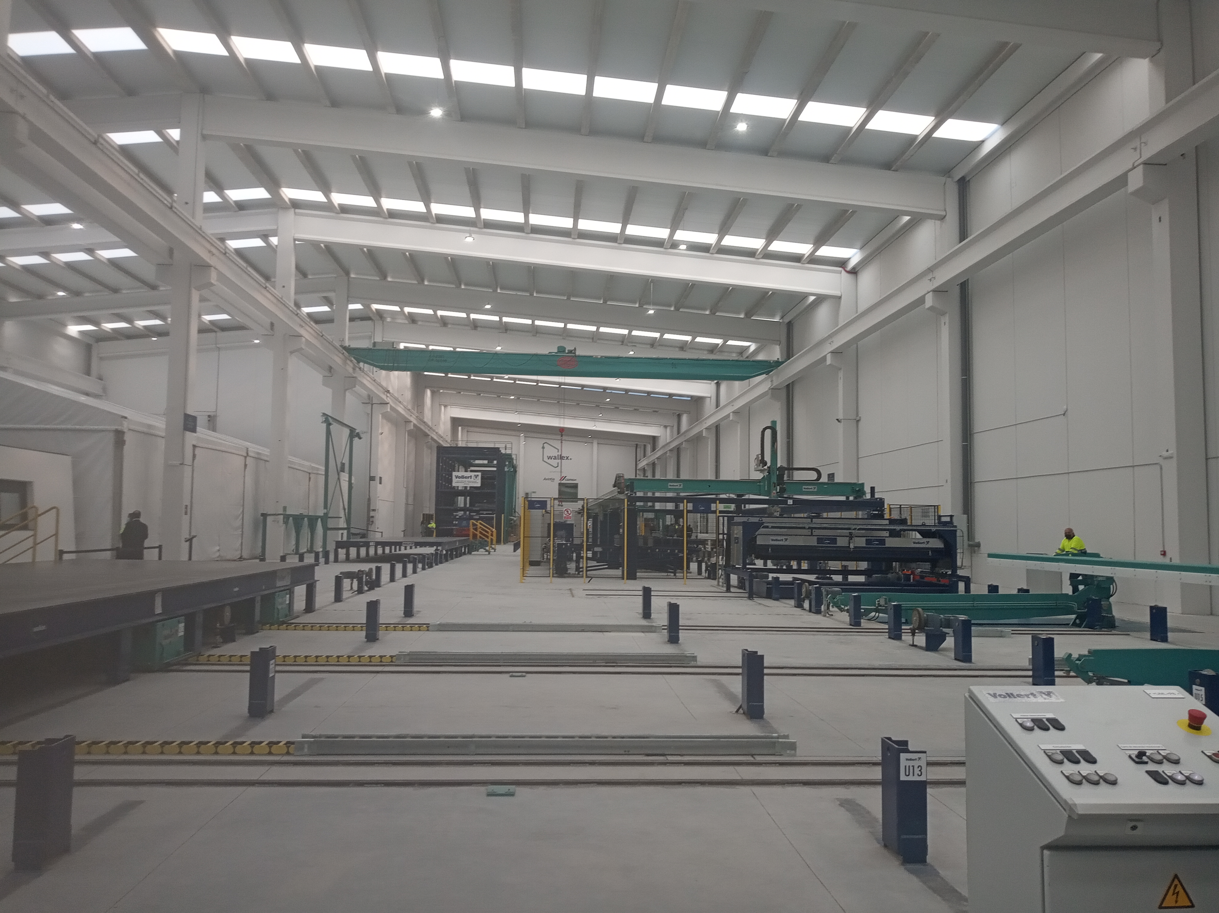 Wallex inaugura su fábrica de construcción industrializada