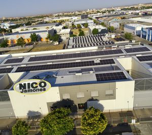 Nico Jamones inicia un proyecto de placas solares para sus dos instalaciones