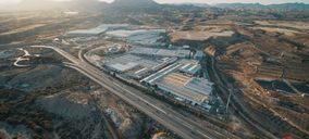 La Junta de Andalucía respalda el plan de expansión de Cosentino