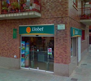 Grup Llobet cierra un cash en Berga y reduce su red de supermercados