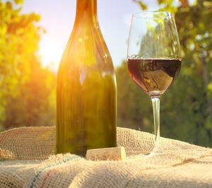 El uso de tapón de corcho contribuye a aumentar las ventas de vino en EEUU
