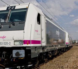 Renfe Mercancías moviliza un 7,4% más de volumen
