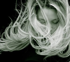 Lo que define al cuidado capilar: diferente evolución y pionero en tendencias