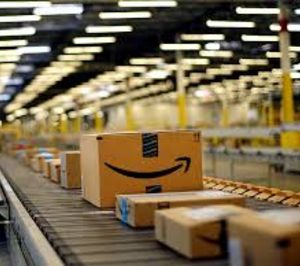 Amazon cierra uno de sus almacenes y traslada su operativa a otra estación logística