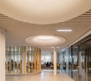 Hunter Douglas Architectural participa en la reforma de la Escuela Universitaria de Diseño, Innovación y Tecnología de Madrid