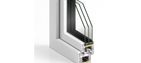 Strugal lanza Plania, su sistema para ventanas y puertas abisagradas