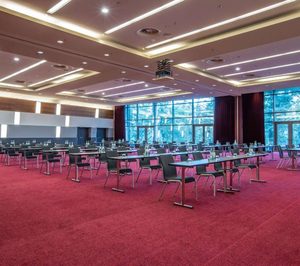 Radisson busca un hotel de referencia para el segmento MICE en España