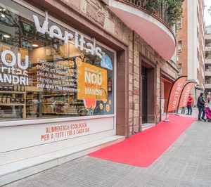 Veritas introduce nuevas secciones en su reformada tienda de Barcelona