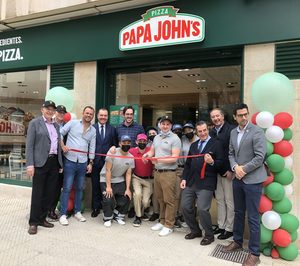 El multifranquiciado de Papa Johns en la zona norte refuerza su presencia en Asturias