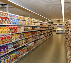 El sector evoluciona hacia dos extremos, la franquicia y el supermercado de gran tamaño