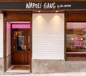 Big Mamma Group pone en marcha un local físico híbrido de su línea de delivery Napoli Gang