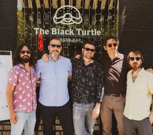 The Black Turtle se suma al espacio La Casa de la Mar