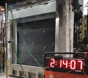 Angel Mir presenta su nueva cortina textil sin irrigación de agua