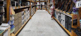 La matriz de una conocida cadena electro le inyecta recursos para enjugar pérdidas