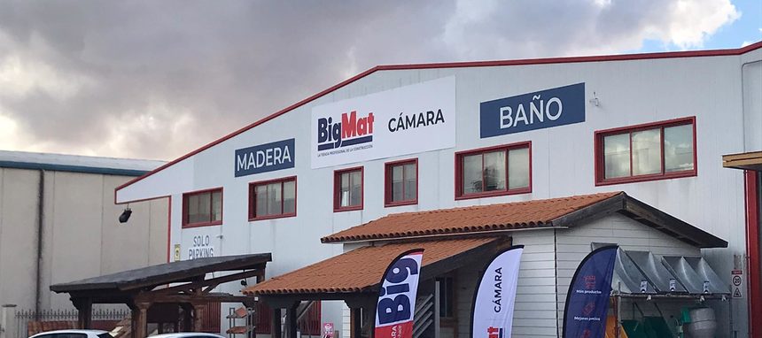 BigMat La Plataforma reabre el último de los tres almacenes que compró al grupo Cámara