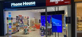 Phone House espera alcanzar las 200 tiendas con servicios Fotoprix