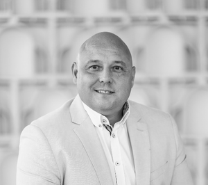 Stephane Menou asume la dirección de SO/Sotogrande