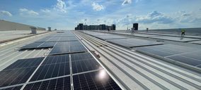 Roca apuesta por la energía renovable e implanta instalaciones fotovoltaicas en sus fábricas