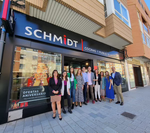 Schmidt alcanza las 76 tiendas de cocina y muebles de hogar