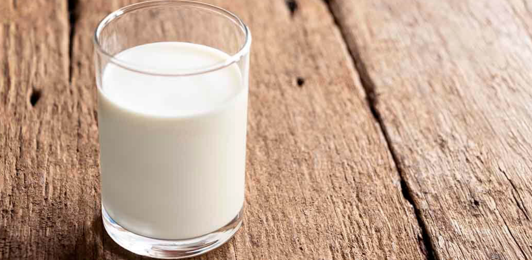 Nestlé y Fonterra toman posiciones en fermentación de precisión en busca de proteínas lácteas sin vacas