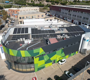 Serhs Food instala una estación fotovoltaica en su cocina de Mataró