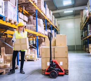 La firma de externalización logística Lacor Stunt se renueva con cambios en su accionariado