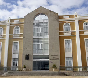 El Cabildo de Lanzarote terminará de construir y explotará una residencia, tras resolver el contrato con la adjudicataria original