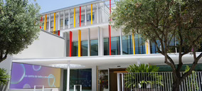 Cosentino City Barcelona reviste de Dekton la fachada del Pediatric Cancer Center