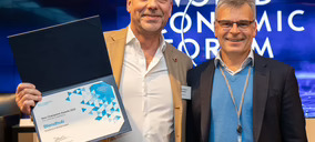 Blendhub recibe el Premio a la Excelencia en Impacto Social del Foro Económico Mundial