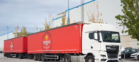 Alfil Logistics incorpora un duotráiler para Damm