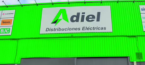 La sevillana Adiel estrena su segunda tienda de material eléctrico