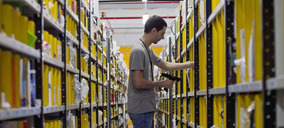 Dos aperturas y un cierre: Amazon sigue reestructurando su red de almacenes en España