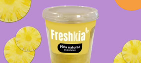‘Freshkia’ lanza piña pelada, su primera referencia de fruta fresca en España