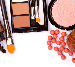 El buen comportamiento de la gama capilar y de color de Azalea Cosmetics impulsa sus ventas