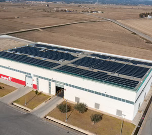 Nomen Foods instala 840 placas solares y continúa dando pasos en sostenibilidad