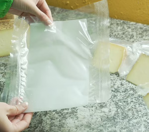 El proyecto ‘Go Orleans’ alarga la vida útil del queso con un envase activo